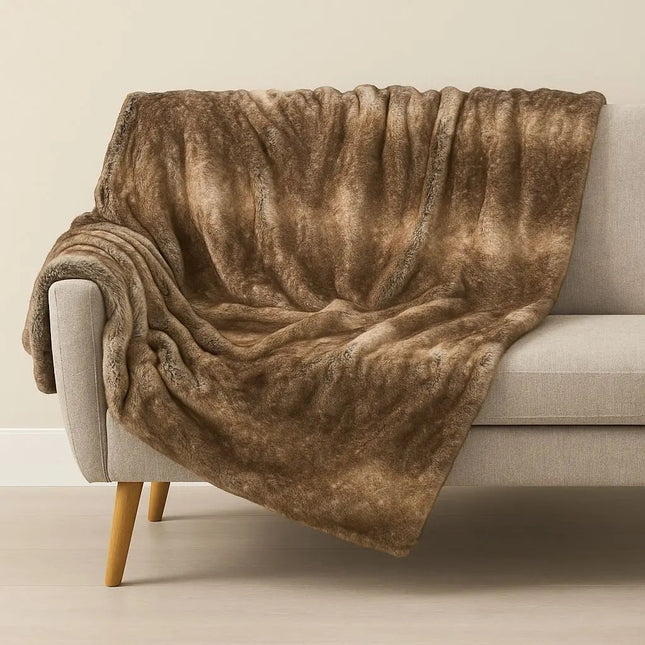 Throw Blanket, Faux Fur Throw for Couch, Soft Brown Faux Fur Blanket, Reversible Cozy Blanket for Sofa and Bed