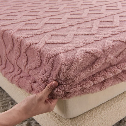 FlannelDream | Deep Pocket Fitted Sheet with Soft Velvet Material | Cozy Comfort for All Seasons 11