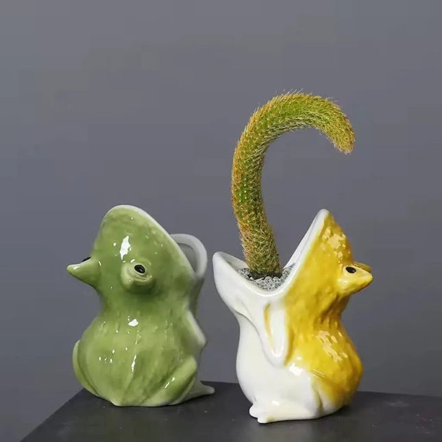 Frog Indoor Planter, Small Ceramic Pot for Succulents and Cactus
