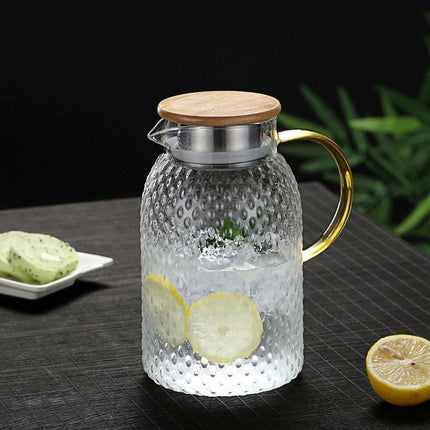 Glass Water Pitcher with Lid, Borosilicate Glass Pitcher with Strainer Spout