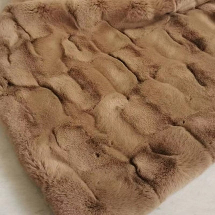 Heavenly Retreat | Faux Fur Blanket with Dual-Layer Design | Luxurious Softness for Cozy Comfort 4