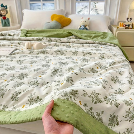 Lightweight Floral Quilt | Breathable Summer Comfort with Elegant Design | Refreshing Bedspread for a Cozy Sleep 3