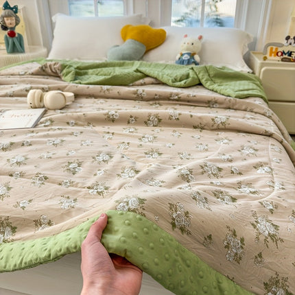Lightweight Floral Quilt | Breathable Summer Comfort with Elegant Design | Refreshing Bedspread for a Cozy Sleep 8
