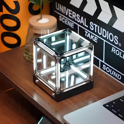 InfinityCube™ LED Ambient Light with Infinite Reflection | Cordless & Rechargeable Decorative Lighting for Modern Interiors