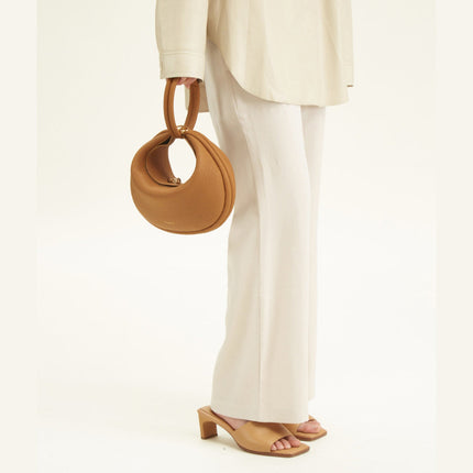 Luna | Handbag Tote Bag in Premium Full-Grain Leather with Four-Way Carry Options | Timeless Elegance for Effortless Style 5