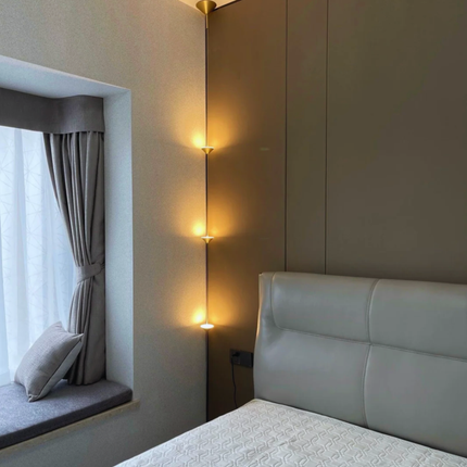Luna | Modern Floor Lamp with Adjustable LED Light | Minimalist Design for Ambient Illumination 6