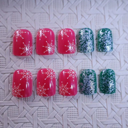 Nail Art Set for Christmas Nails, Festive Nails with Candy Cane and Snowflake Designs