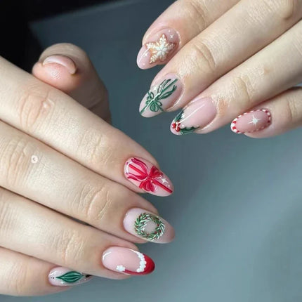 Reusable Press On Nails for Christmas, Festive Nails with Candy Canes and Wreaths, Star Nails, Winter Nail Art