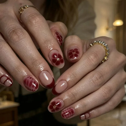 Christmas Nails, Festive Nails with Reindeer and Peppermint – image 44