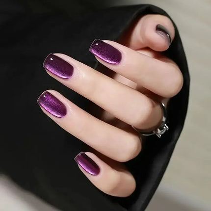Press-On Nails Festive Designs Gel Polish & Buffing Strips_85