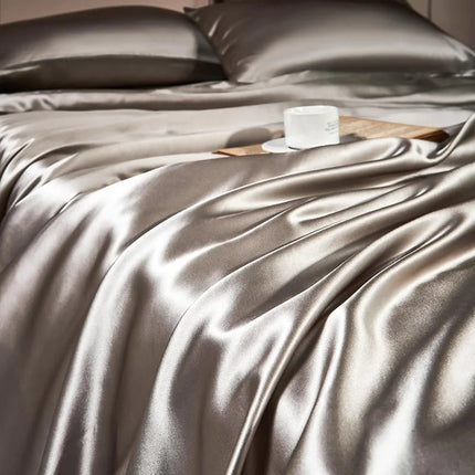 Luxurious Silk Bedding Set | Hypoallergenic Duvet Covers for Skin & Hair Care 3