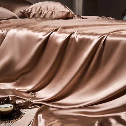 Luxurious Silk Bedding Set | Hypoallergenic Duvet Covers for Skin & Hair Care 5