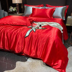 Festive Red / Four-piece set for 1.5 meter bed sheets