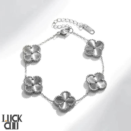 Nature's Charm | Clover Bracelet with Adjustable Chain | Elegant Accessory for Timeless Style 12