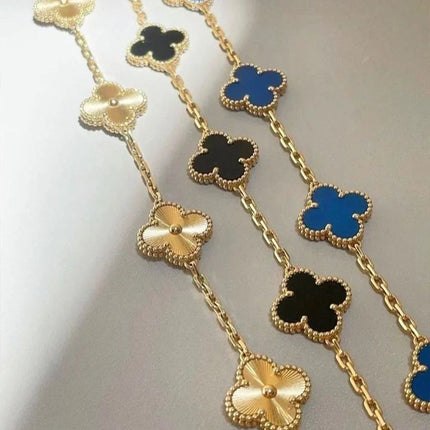 Nature's Charm | Clover Bracelet with Adjustable Chain | Elegant Accessory for Timeless Style 3