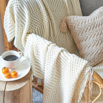 Nordic Elegance | Sofa Blanket with Cozy Knitted Fabric | Minimalist Design for Warmth and Style 0