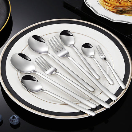 Gold Spoons, Golden Dessert Spoon, Ice Cream Spoon with Ergonomic Handle for Desserts and Table Setting