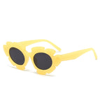 Yellow / nan