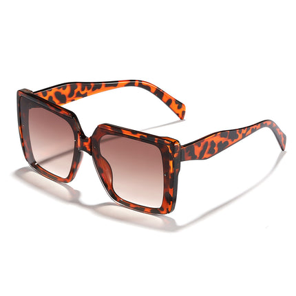 Oversized Sunglasses for Women, Trendy Sunglasses with Gradient Lenses – image 7