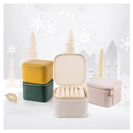 Jewelry Organizer Bag with Transparent Compartments, Small Jewelry Holder for Travel and Daily Use