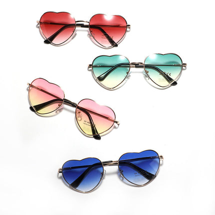 Heart Shaped Sunglasses for Women, UV Protection Sunglasses with Gradient Lenses, Trendy Sunglasses for Beach