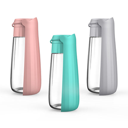 Portable Folding Dog Water Bottle with 550ml Capacity | Safe, Compact Hydration for Medium to Large Dogs
