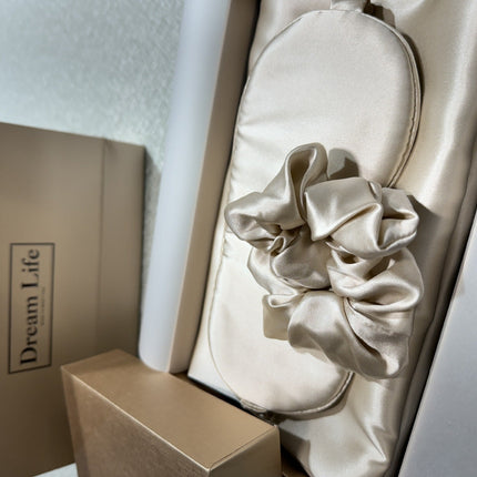 Silk Pillowcase Set with Sleep Mask and Scrunchie – image 9