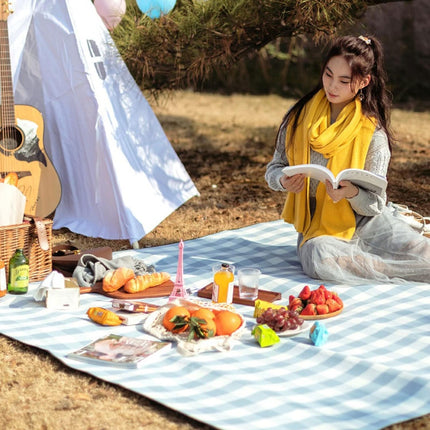 Outdoor Comfort | Waterproof Picnic Blanket with Foam Padding | Large Foldable Design for Ultimate Comfort 3