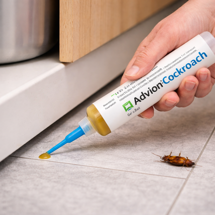 Cockroach Control Gel with Syringe Applicator, Roach Gel for Kitchen and Bathroom, Indoor Roach Control