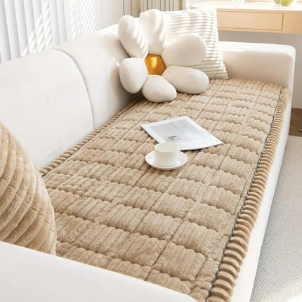 Couch Covers, Plush Pet Sofa Cover with Pleated Edges, Non Slip Couch Cover for Dogs, Machine Washable Sofa Slipcover
