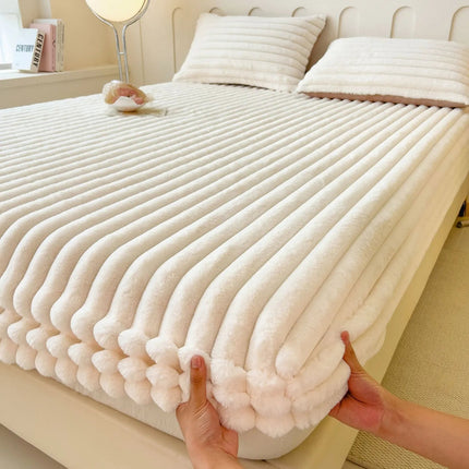 Velvet Fitted Sheet, Soft Fitted Sheet Only, Quilted Polyester Fitted Bed Sheet for Standard Mattresses