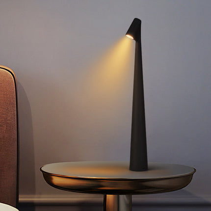 Cordless Table Lamp – image 16