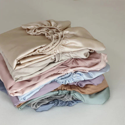 Soie Royale | Mulberry Silk Fitted Sheet with Elastic Bands | Hypoallergenic Comfort for Restful Sleep 4