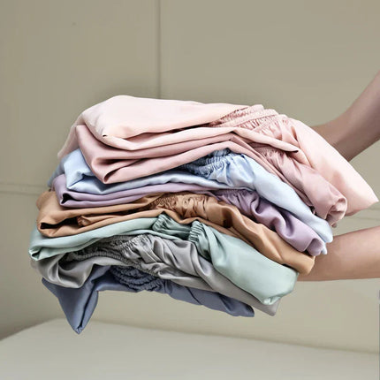 Soie Royale | Mulberry Silk Fitted Sheet with Elastic Bands | Hypoallergenic Comfort for Restful Sleep 5