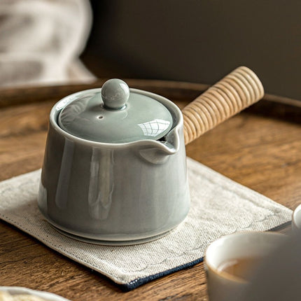Ceramic Teapot with Strainer, Small Side Handle Teapot for Loose Leaf Tea
