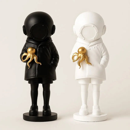 Astronaut Diver Statue with Octopus, Resin Sculpture for Bookshelf Decor – image 10