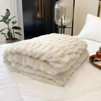 Faux Fur Throw Blanket for Sofa and Bed, Plush Fleece Blanket with Bubble Texture
