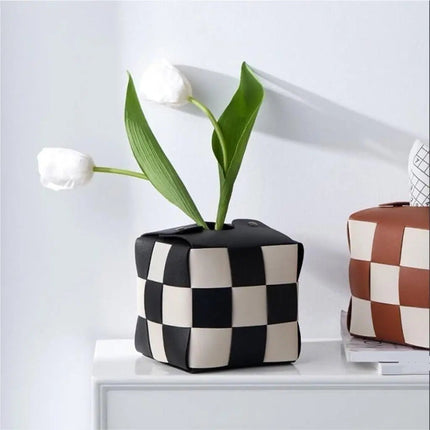 Square Tissue Box Cover, Checkerboard Pattern Tissue Holder