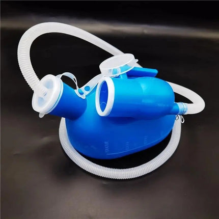 Travel Comfort | Men's Portable Urinal with Leak-Seal Lid & Removable Hose | 2L Capacity for On-the-Go Convenience 3