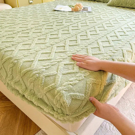Ultra-Soft Fitted Bed Sheet with Textured Coral Fleece | Cozy Warmth for Comfortable Sleep 10