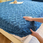 Dark Blue / 59×79