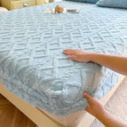 Light Blue / 59×79