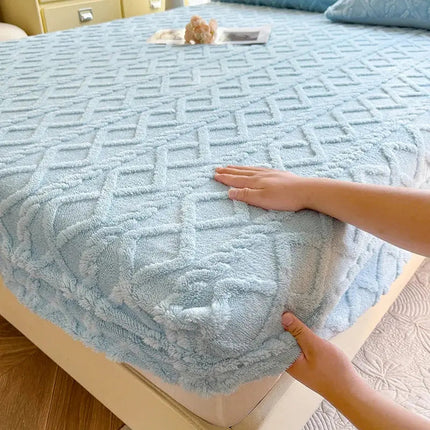 Ultra-Soft Fitted Bed Sheet with Textured Coral Fleece | Cozy Warmth for Comfortable Sleep 13