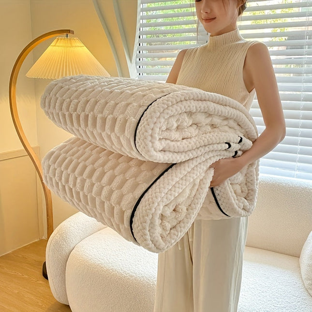 Ultra-Soft Microfiber Blanket with Lightweight Design | Cozy Comfort for All Ages 1