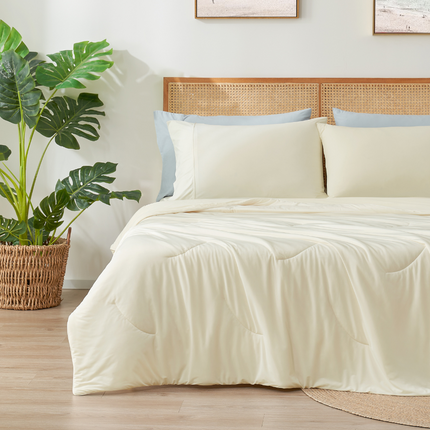 Ultra Cooling Comforter | Double-Sided Design with Advanced Fabric Technology | Lightweight for Year-Round Comfort 1