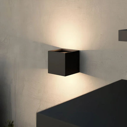 Adjustable Wall Light with Customizable Angle | Stylish LED Fixture for Indoor and Outdoor Illumination