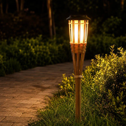 Solar Bamboo Torch with Flickering Flame Effect | Eco-Friendly Atmosphere for Gardens and Patios