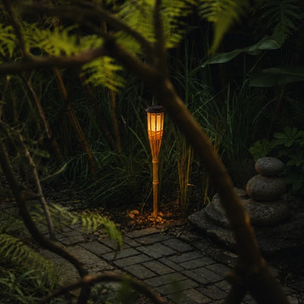 Solar Bamboo Torch with Flickering Flame Effect | Eco-Friendly Atmosphere for Gardens and Patios