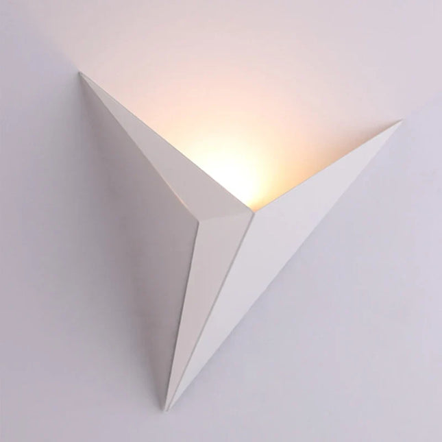 Wall Sconces, Modern LED Wall Light Fixture with Triangle Design, Indoor Wall Lamp in Warm or Cool White Light_08