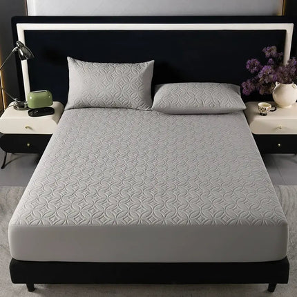Waterproof Mattress Protector with Deep Pocket Design | Comfortable Bed Cover for Queen Mattresses 1